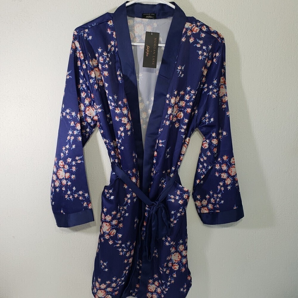 Morgan Lane Belted Robe with Long Sleeve and Pockets, Navy Floral, Size S/M